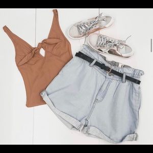 Wishlist Jeans White Washed Blue Denim Paper Bag Shorts - Size Small